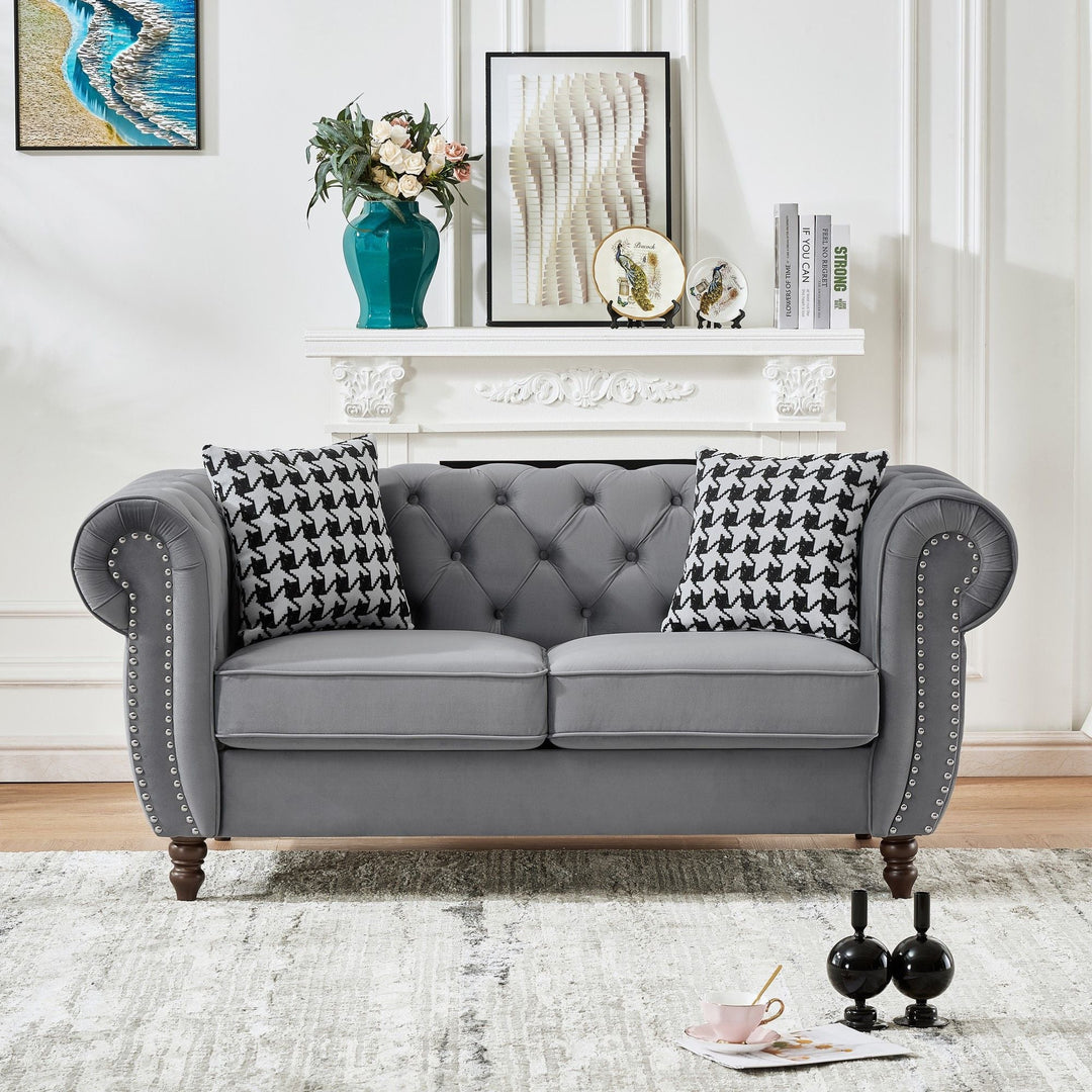 Living Room > Loveseats