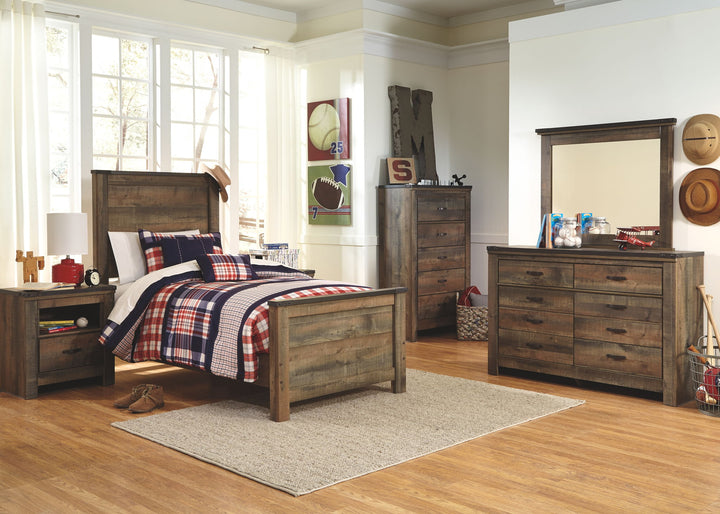 Trinell - Panel Bed