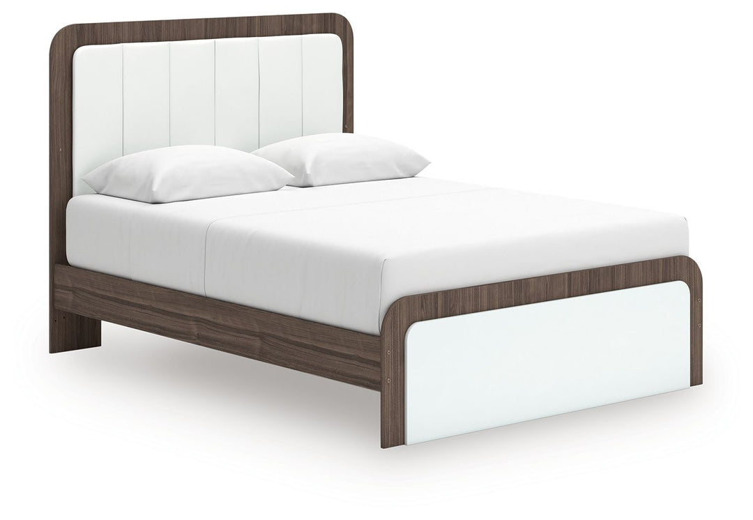 Kendanport - Upholstered Bed