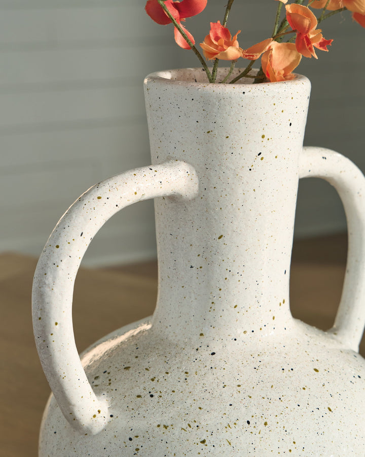 Dallinworth - Vase