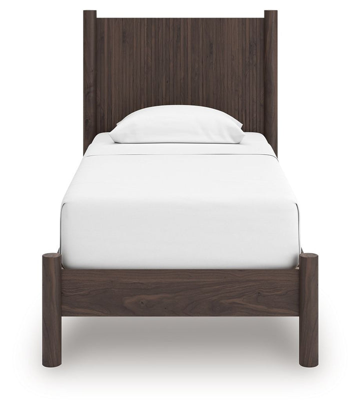Pamytta - Panel Platform Bed